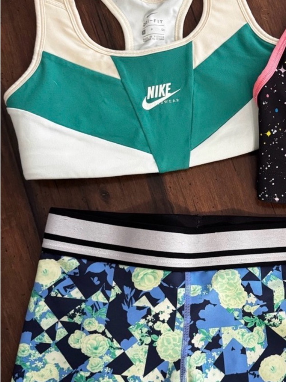 Nike Kids Matching Set - Teal, White, Black, Blue, Green